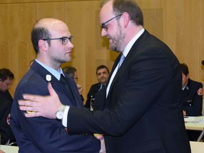 Landrat Meier gratuliert dem neu gewählten Marco Saller