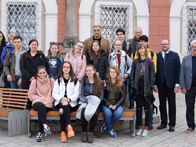 Ungerische Austauschschüler zu Besuch im Landratsamt