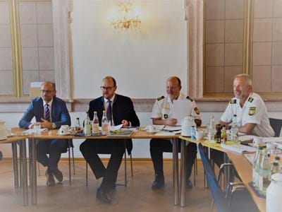 Sicherheitsgespräch im Landratsamt Neustadt a.d. Waldnaab